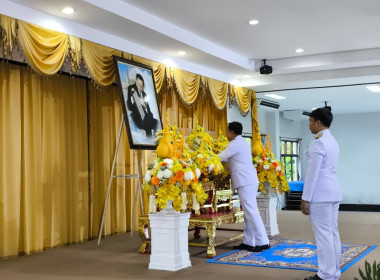 พิธีรวางพานพุ่มดอกไม้สดเนื่องในวันพระบิดาแห่งฝนหลวงประจำปี ... พารามิเตอร์รูปภาพ 2